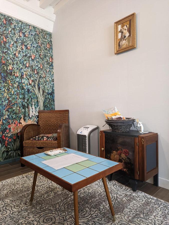Chez Nick Et Martine Suite Privative Palinges Exterior foto